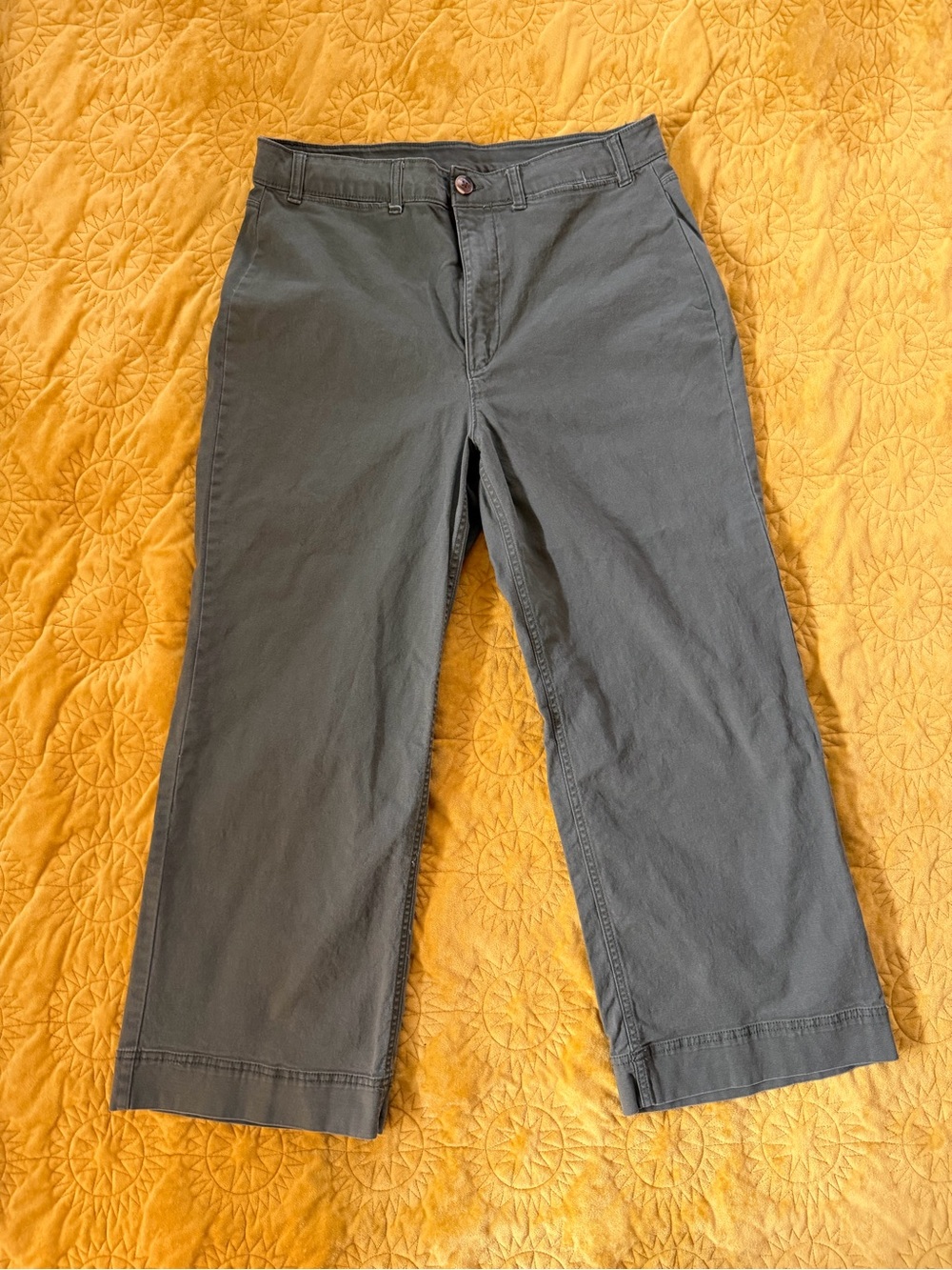 Old Navy wide leg green pants size 12